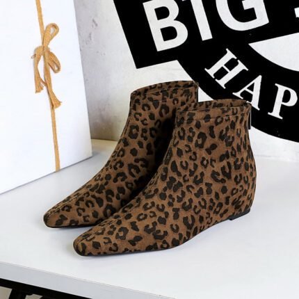 BIGTREE 6632-27 retro style autumn and winter naked boots inner height increase slope heel middle heel back zipper leopard print short boots